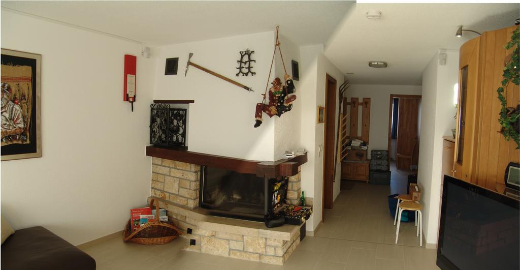 Strahlhorn Apartment Zermatt Ruang foto