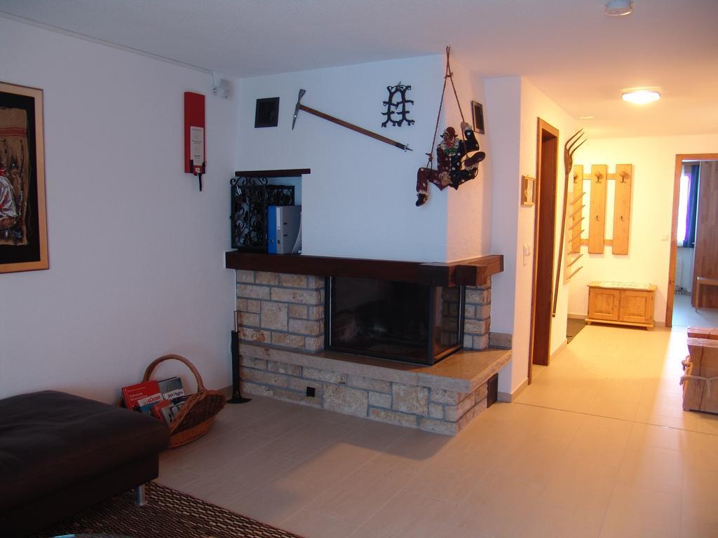 Strahlhorn Apartment Zermatt Ruang foto