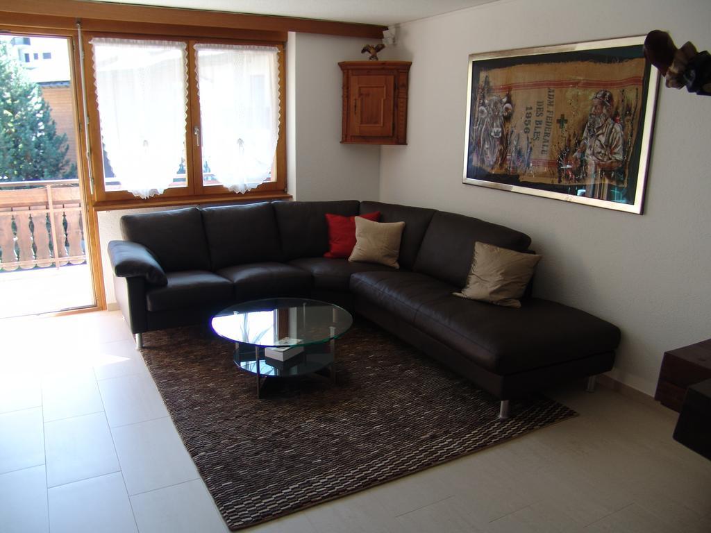 Strahlhorn Apartment Zermatt Ruang foto