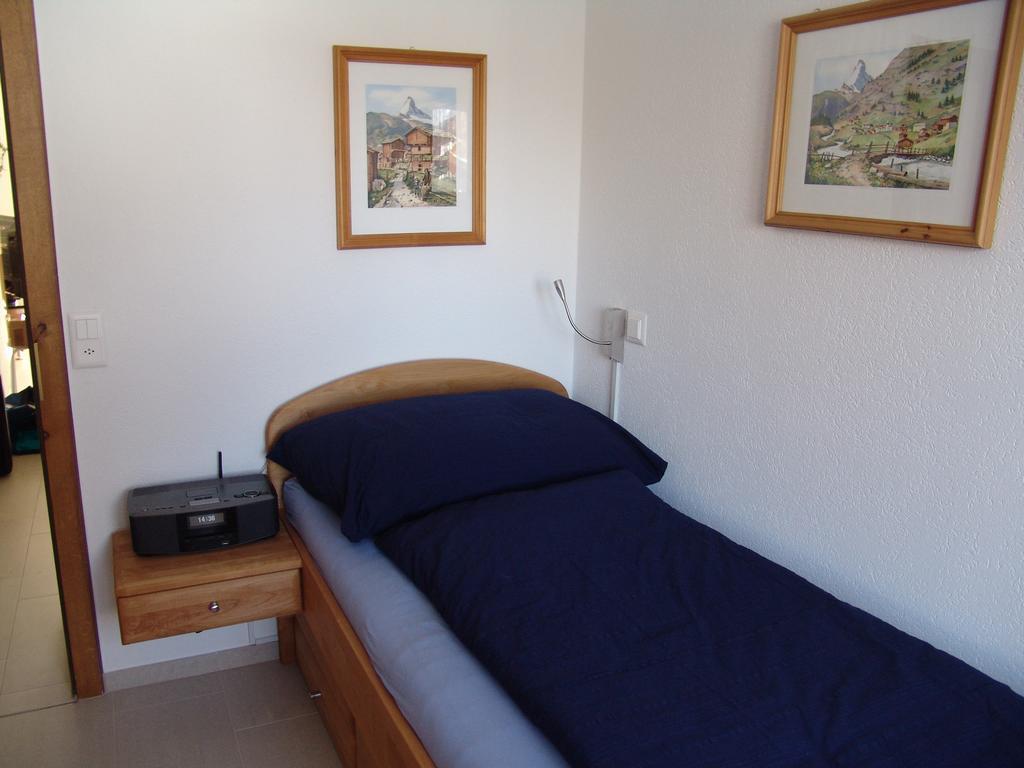 Strahlhorn Apartment Zermatt Ruang foto