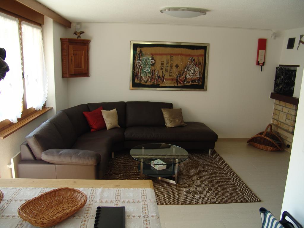 Strahlhorn Apartment Zermatt Ruang foto